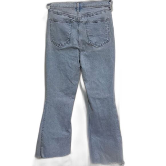 WE THE FREE CRVY Bell Bottom Flared Light Denim Denim Jeans Womens Size 30 - Picture 6 of 14